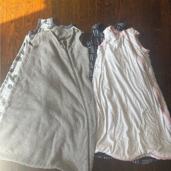 Bundle of 4 organic cotton sleep sacks. 12-18m - Picture 1 of 5